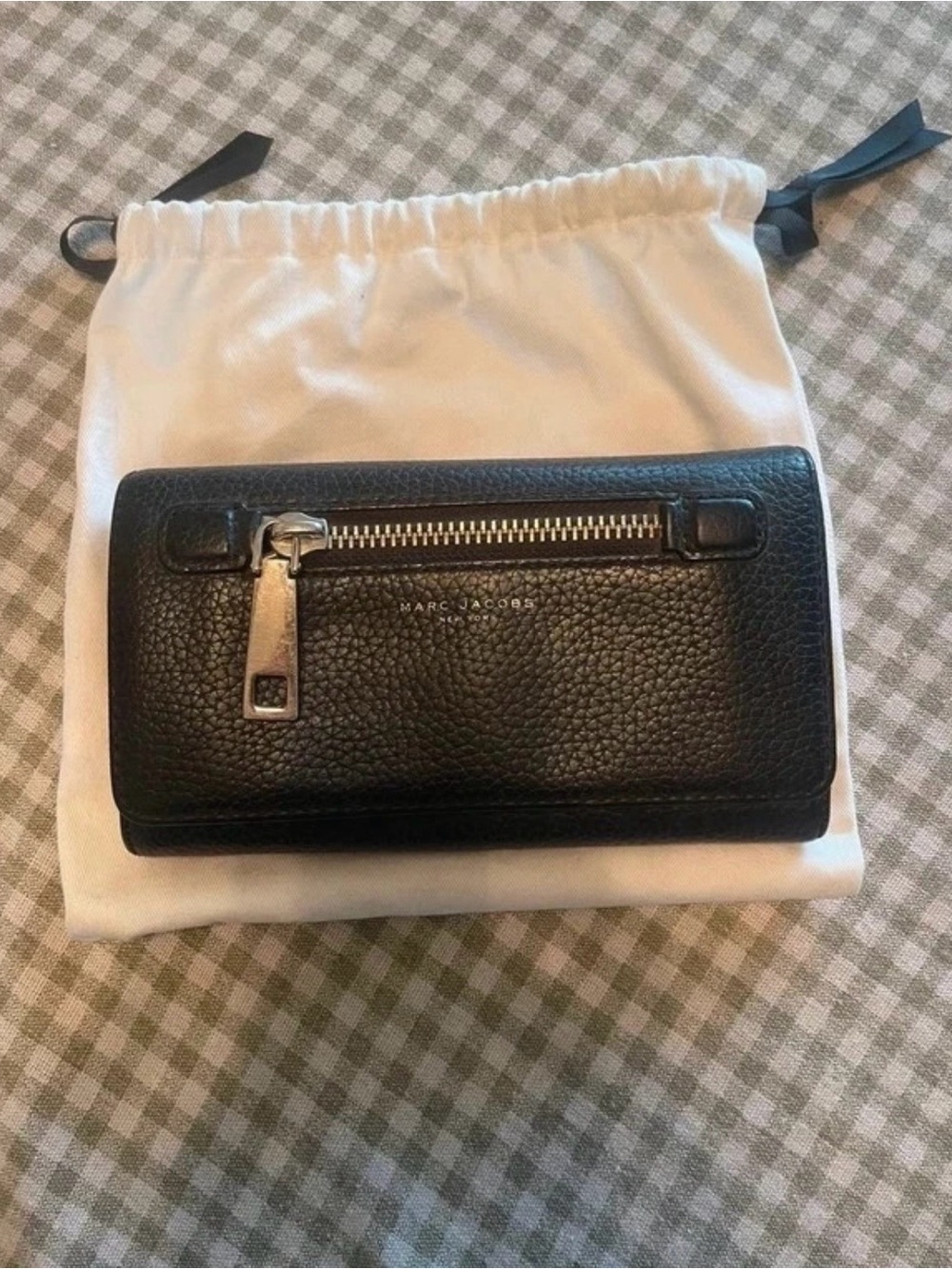 Marc Jacobs Pebbled Leather Black Gotham Wallet
